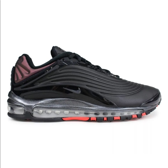 air max deluxe size 12